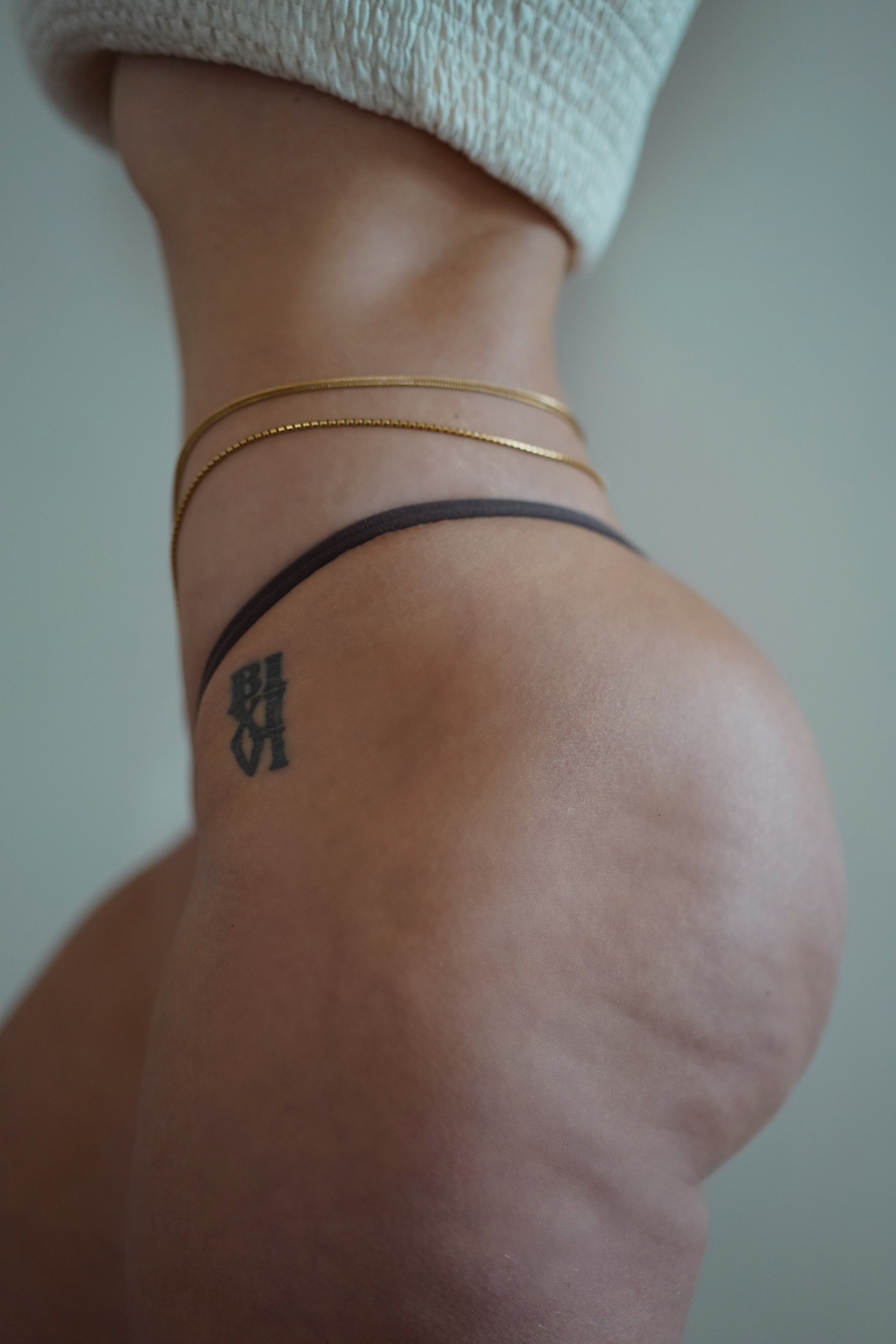 THE MINIMALIST WAIST CHAIN