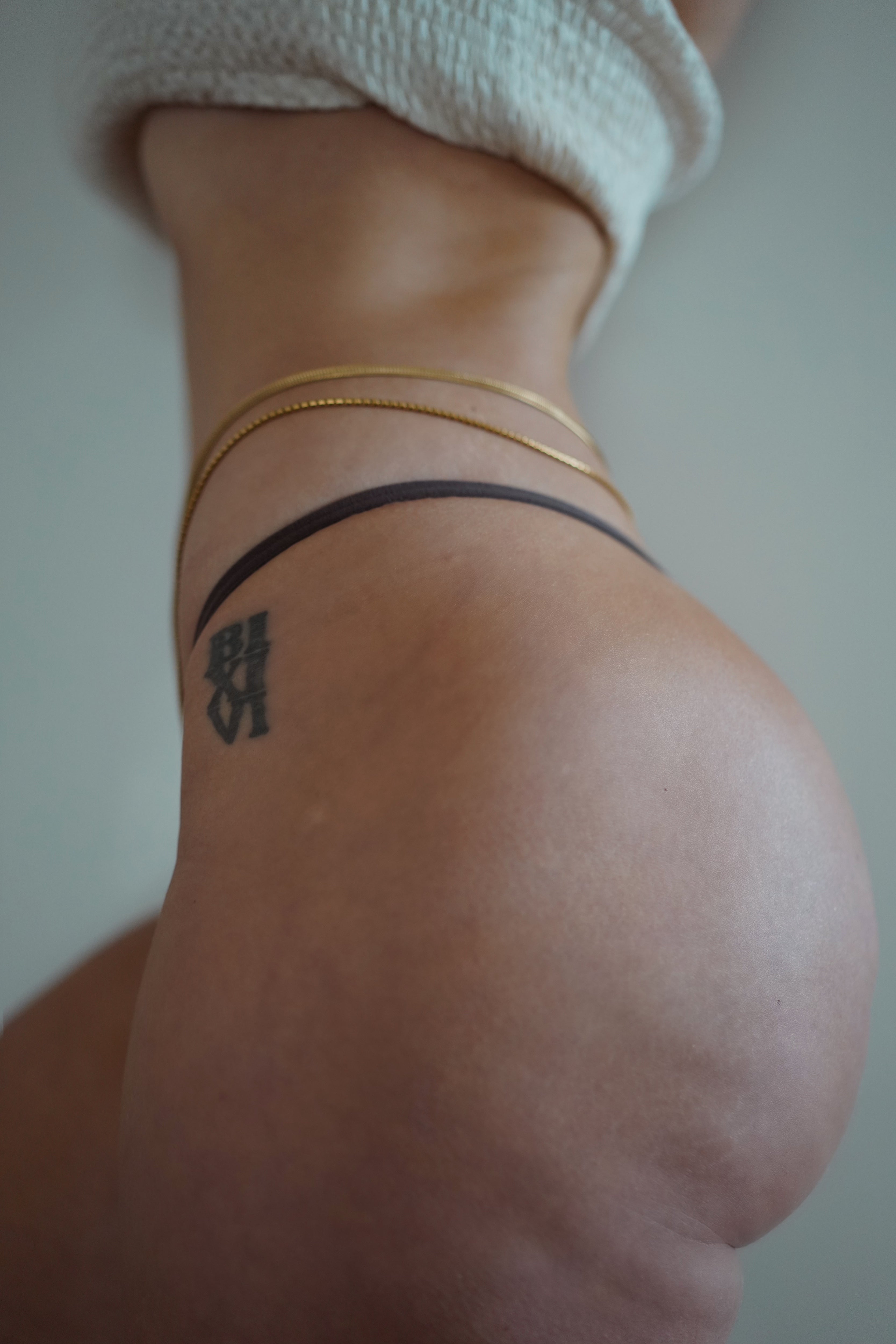 THE MINIMALIST WAIST CHAIN