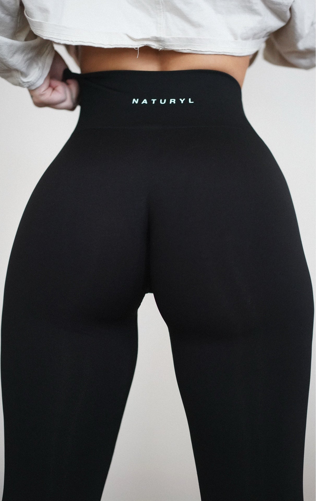 THE FIT LEGGINGS