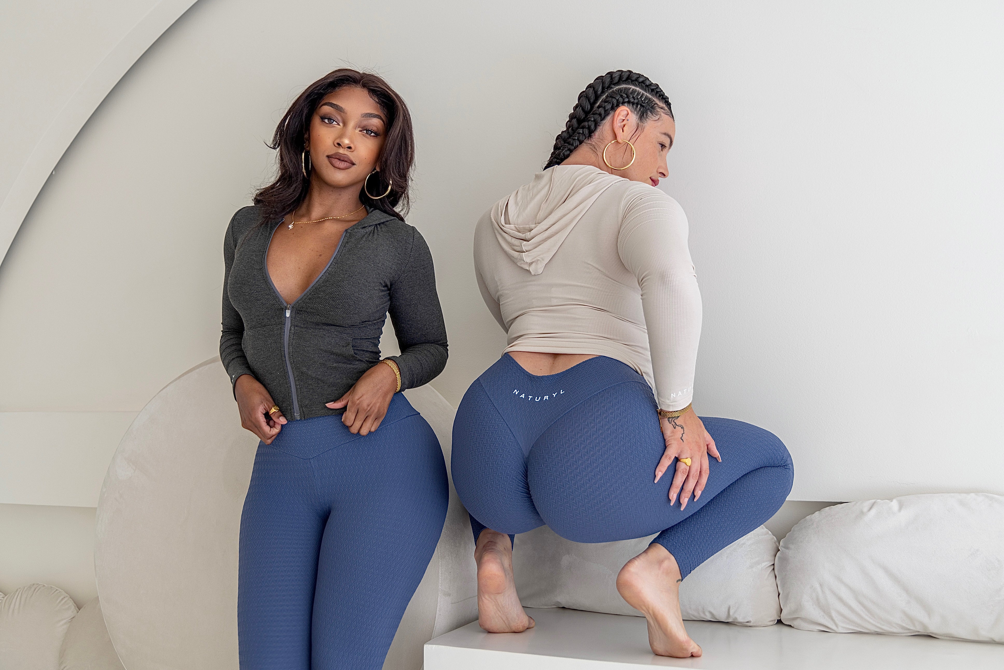 THE TEXTURED LOUNGE LEGGINGS