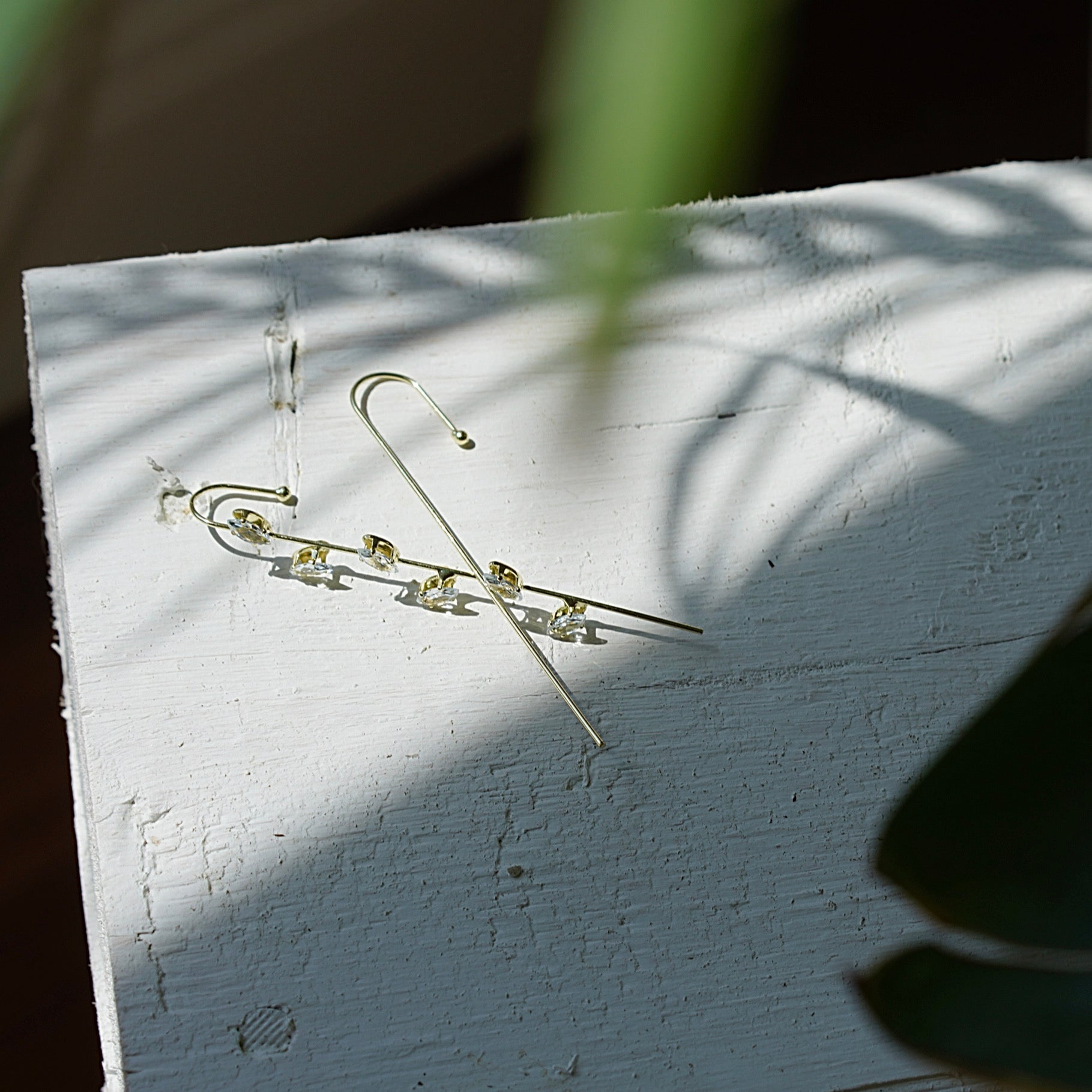 THE EAR ANCHOR