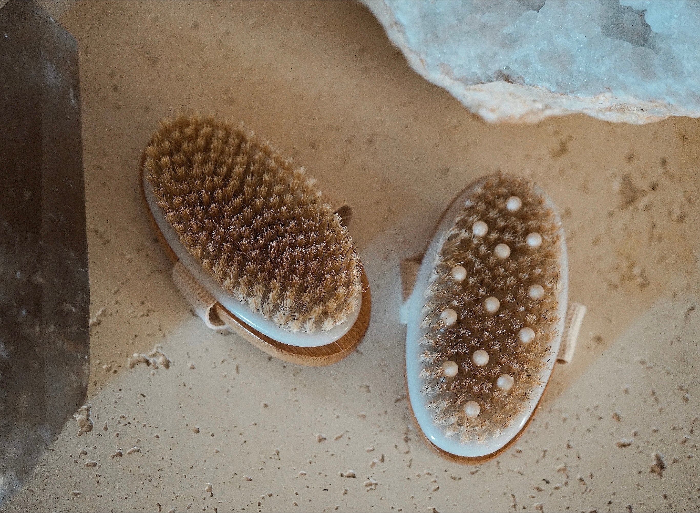 THE DRY BRUSH SET