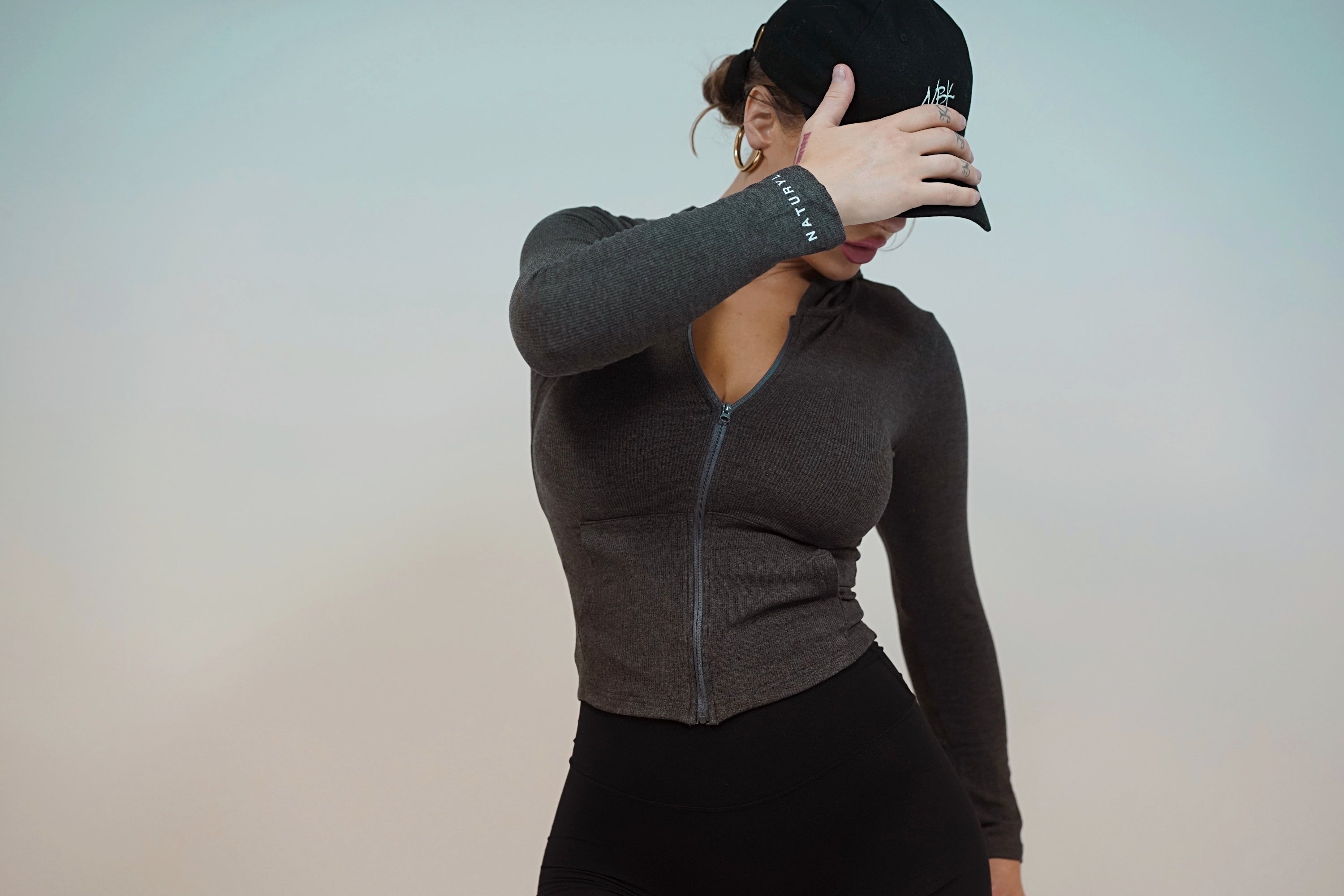 Essential Zip-Up Hoodie | Comfort & Style - NATURYL