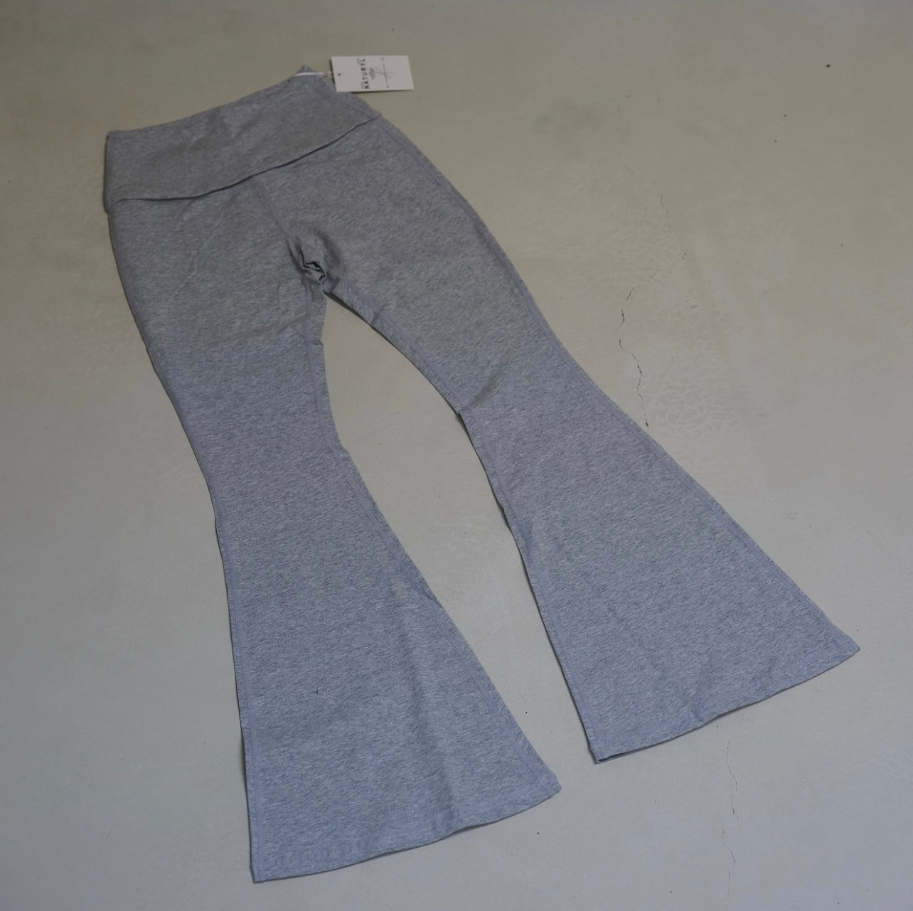 THE STRETCH SCULPT YOGA PANTS